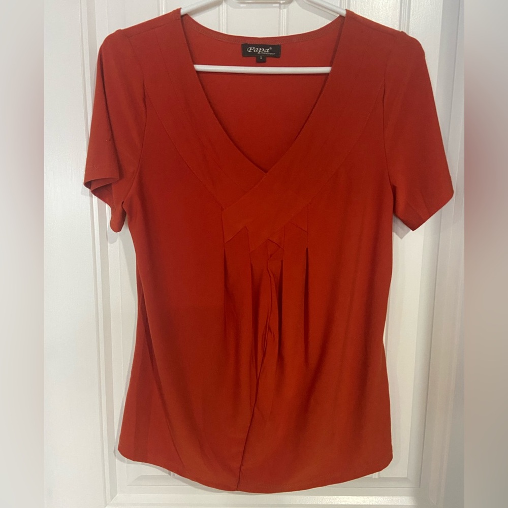 Papa Elegant orange V-Neck Women's Top
Size small